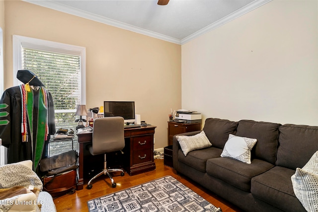 office area featuring crown molding, hardwood / wood-style flooring, and ceiling fan