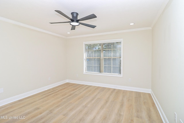 unfurnished room with light hardwood / wood-style flooring, crown molding, and ceiling fan