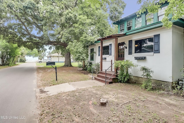 view of front of house