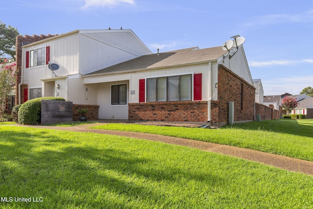 151 Lakebend Cir, Brandon, MS 39042 - view of front facade featuring brick siding and a front yard