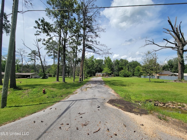 1505 E 3rd St, Forest, MS 39074