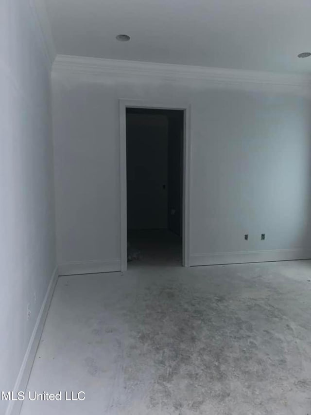 13146 Carrolton St, Biloxi, MS 39532 - empty room featuring crown molding
