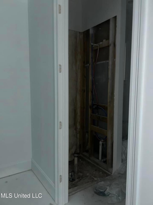 13146 Carrolton St, Biloxi, MS 39532 - bathroom with walk in shower