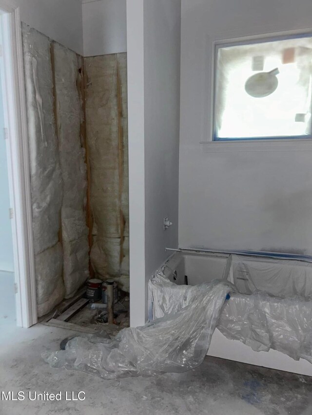 13146 Carrolton St, Biloxi, MS 39532 - view of bathroom