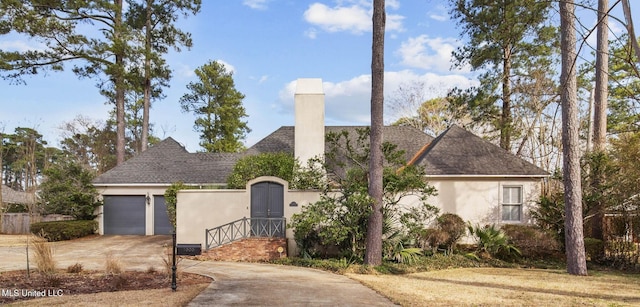 view of front of house featuring a garage