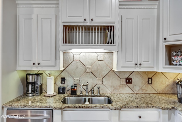 521 Heyward Ln, Madison, MS 39110 - kitchen featuring a sink, dishwasher, decorative backsplash, and white cabinetry
