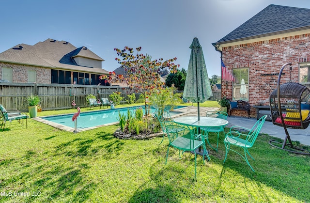 521 Heyward Ln, Madison, MS 39110 - view of yard with a patio