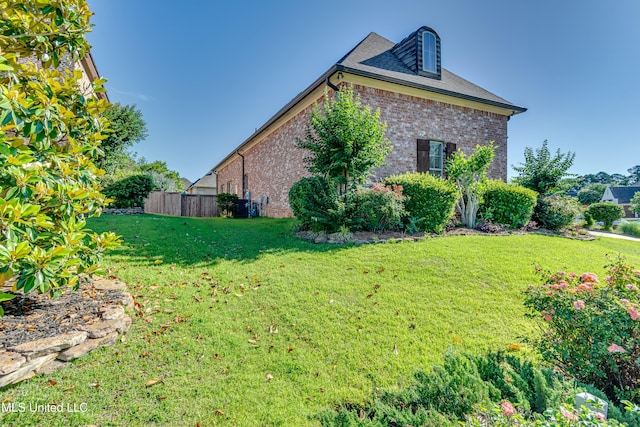 521 Heyward Ln, Madison, MS 39110 - view of side of home featuring brick siding