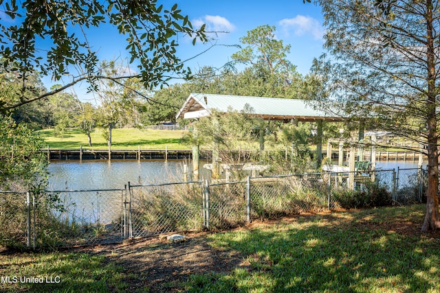 view of yard with a water view