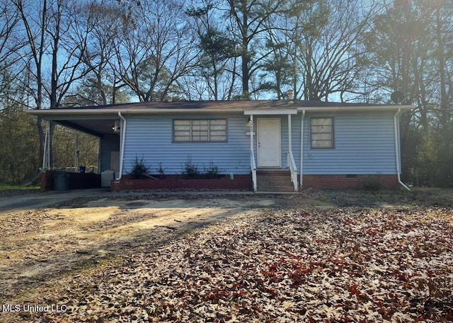 view of front of house with entry steps and crawl space