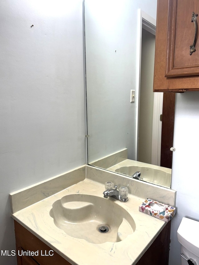25 Cloverdale Rd, Natchez, MS 39120 - half bathroom featuring vanity and toilet