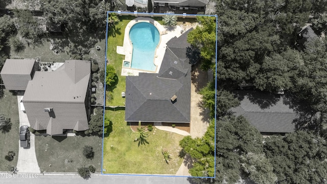 429 Linda Dr, Biloxi, MS 39531 - aerial overview of property's location with property parcel outlined