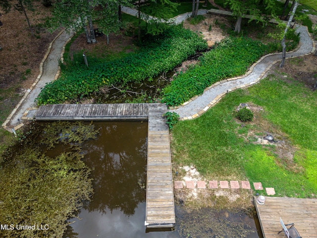 1025 Monet Cv, Brandon, MS 39047 - aerial view of property and surrounding area featuring a nearby body of water