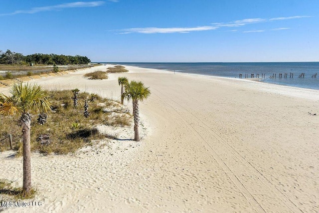 101 4th Ave, Pass Christian, MS 39571