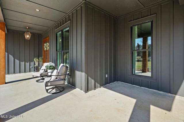 view of patio / terrace with a porch