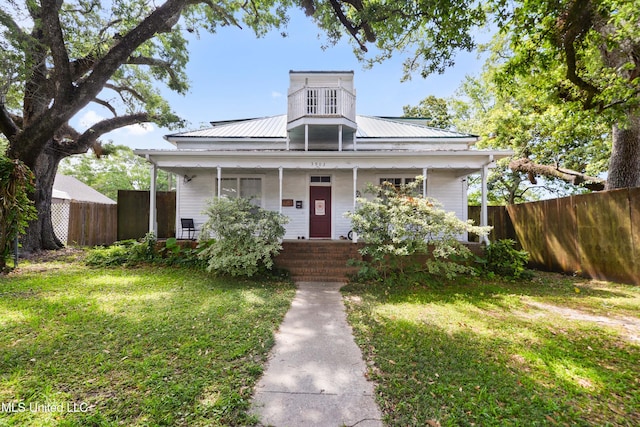 3902 Pascagoula St, Pascagoula, MS 39567 - view of front of home featuring covered porch and metal roof