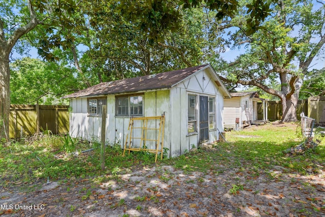 3902 Pascagoula St, Pascagoula, MS 39567 - view of shed with a fenced backyard