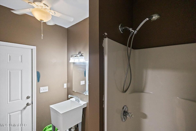2003 Canterbury Pl W, Brandon, MS 39042 - bathroom with a shower, a sink, and ceiling fan