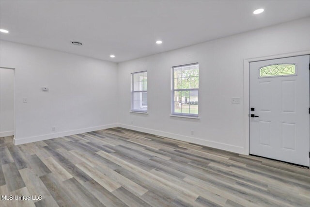 4560 Meadowridge Dr, Jackson, MS 39206 - foyer with light wood-type flooring and recessed lighting