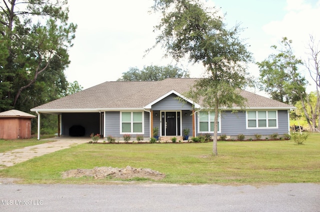 single story home featuring a carport and a front lawn