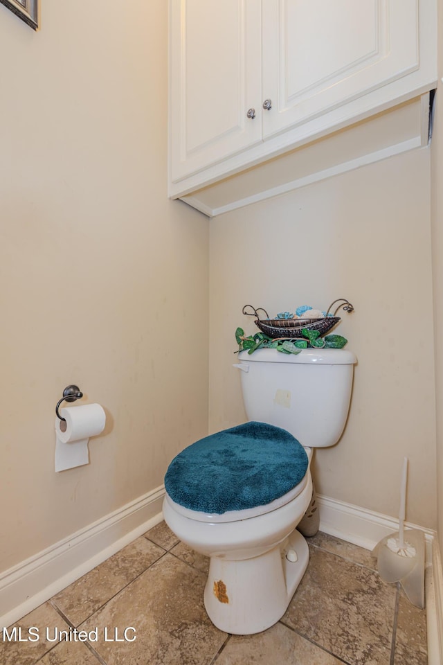 127 Palin Dr, Madison, MS 39110 - bathroom with toilet and baseboards