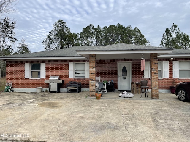 view of front of property with a patio area