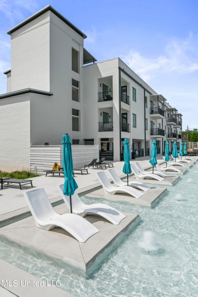 1302 Magnolia St Unit 109, Gulfport, MS 39501 - view of swimming pool