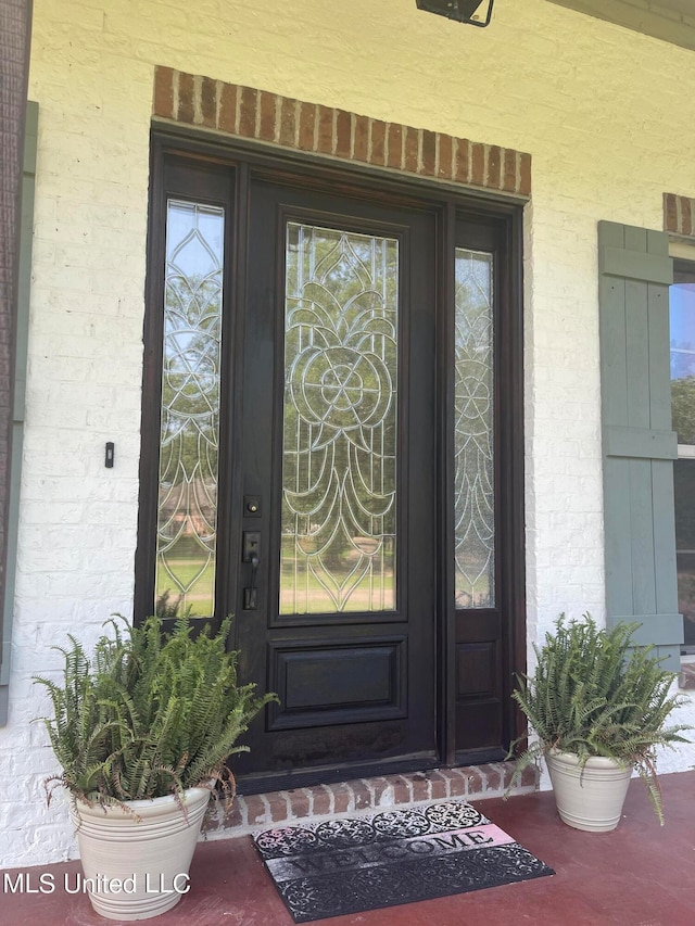 view of property entrance