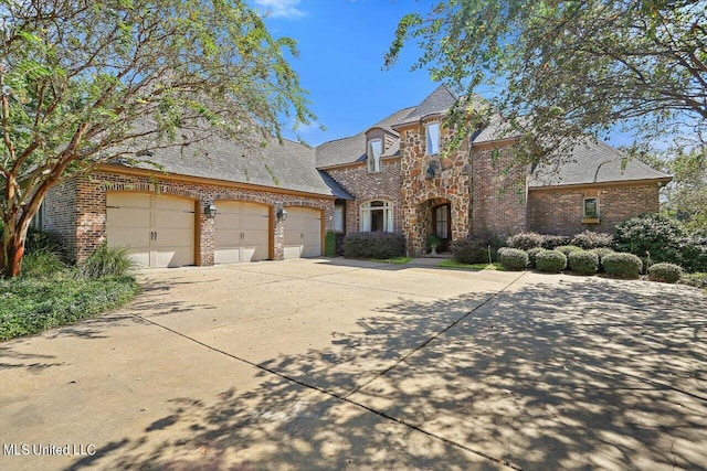 view of front facade with a garage