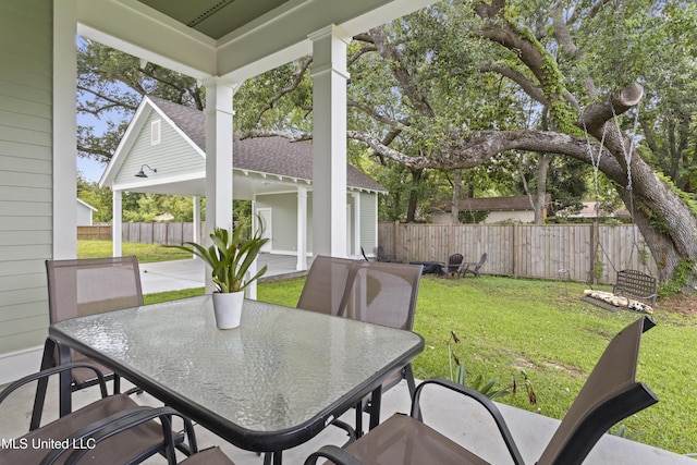 435 Bills Ave, Ocean Springs, MS 39564 - view of sunroom