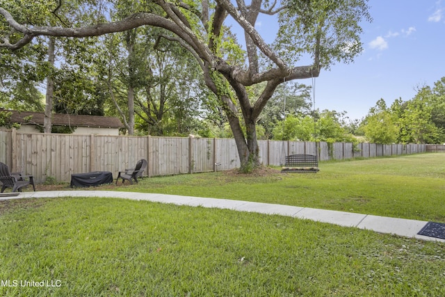 435 Bills Ave, Ocean Springs, MS 39564 - view of yard