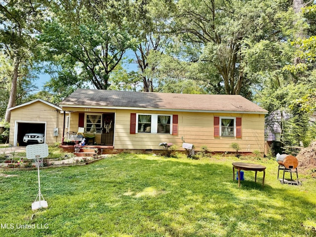 325 Cedarhurst Dr, Jackson, MS 39206 - ranch-style home featuring a front lawn, a garage, and covered porch
