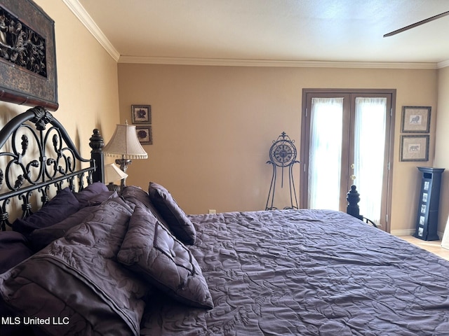 46 Stirling Rd, Natchez, MS 39120 - bedroom with ceiling fan and ornamental molding