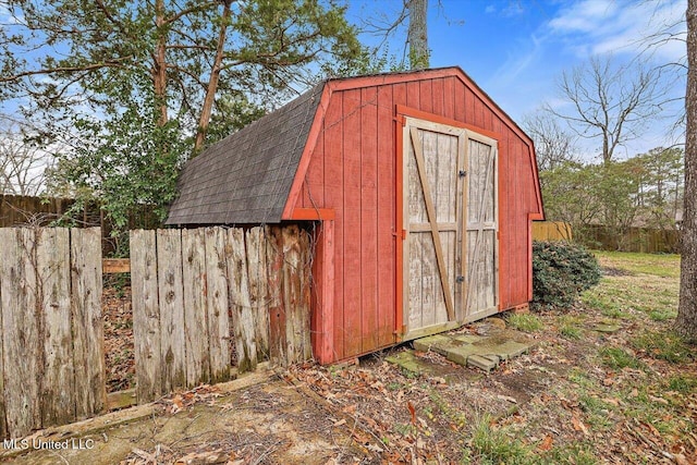 view of outbuilding