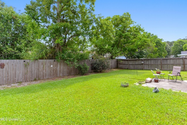 14174 Spruce Ct, Gulfport, MS 39503 - view of yard with a patio area