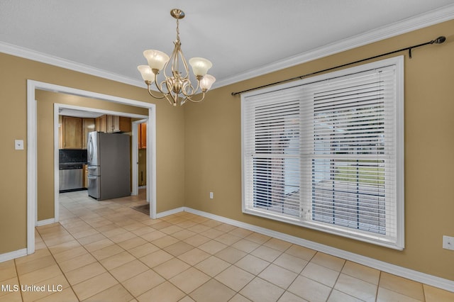 spare room featuring light tile patterned floors, baseboards, crown molding, and an inviting chandelier