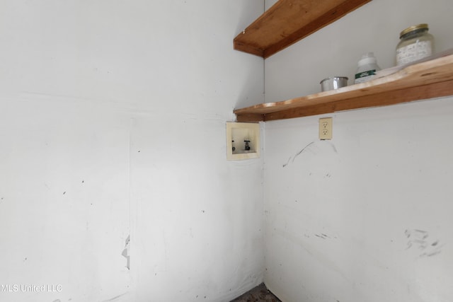 205 Walnut Dr, Ocean Springs, MS 39564 - washroom with washer hookup