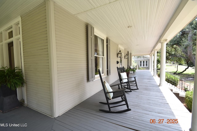 101 E E President, Greenwood, MS 38930 - view of wooden porch