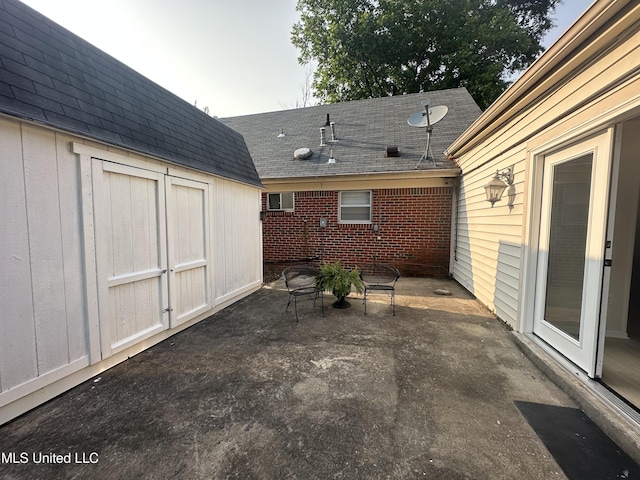 1529 Ticonderoga Dr, Southaven, MS 38671 - view of patio / terrace