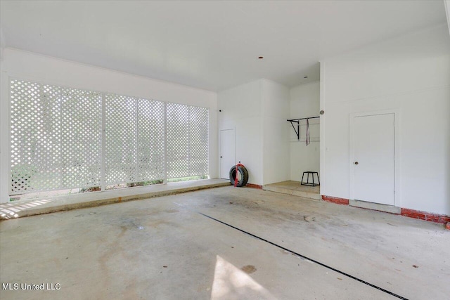 350 Whitfield Rd, Brandon, MS 39042 - view of garage