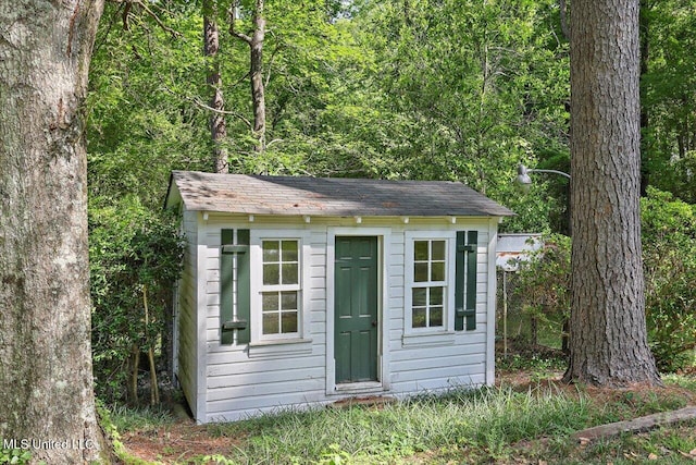 350 Whitfield Rd, Brandon, MS 39042 - view of shed featuring a view of trees