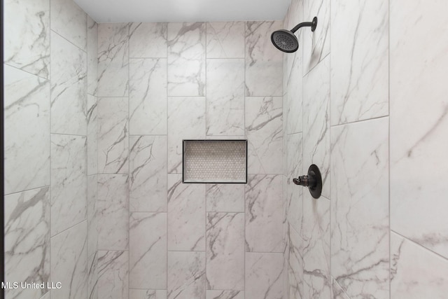 112 Louis Wilson Dr, Brandon, MS 39042 - bathroom view of tiled shower