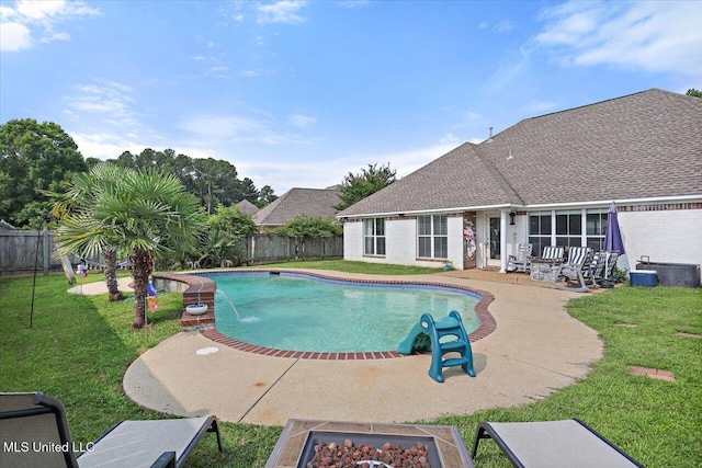 230 Lighthouse Ln, Brandon, MS 39047 - view of swimming pool featuring an outdoor fire pit, a fenced backyard, and a patio area