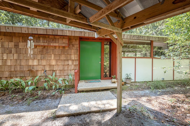 view of entrance to property