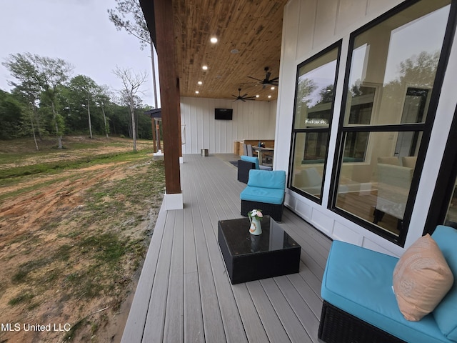 deck featuring ceiling fan