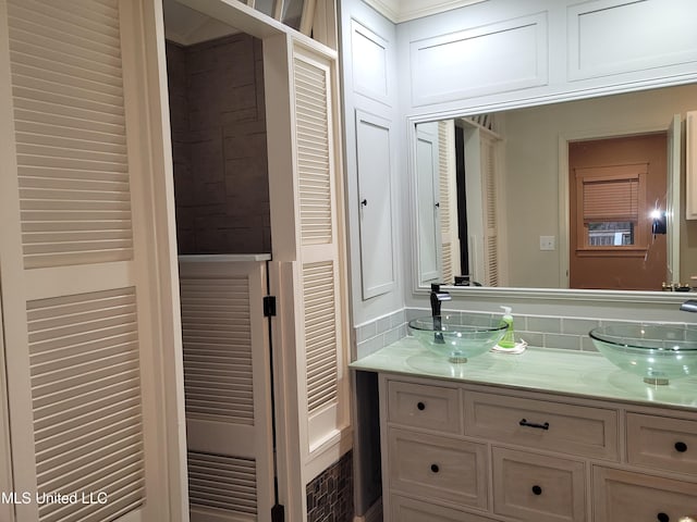 bathroom with vanity