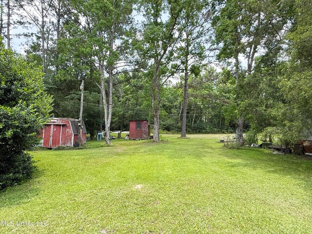 6016 Rd 382, Kiln, MS 39556