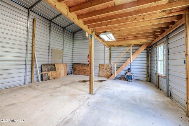 6967 Green Way Cv, Olive Branch, MS 38654 - view of garage