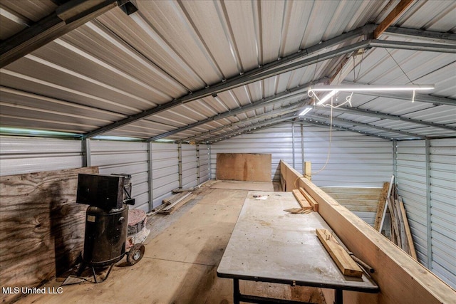 6967 Green Way Cv, Olive Branch, MS 38654 - view of garage