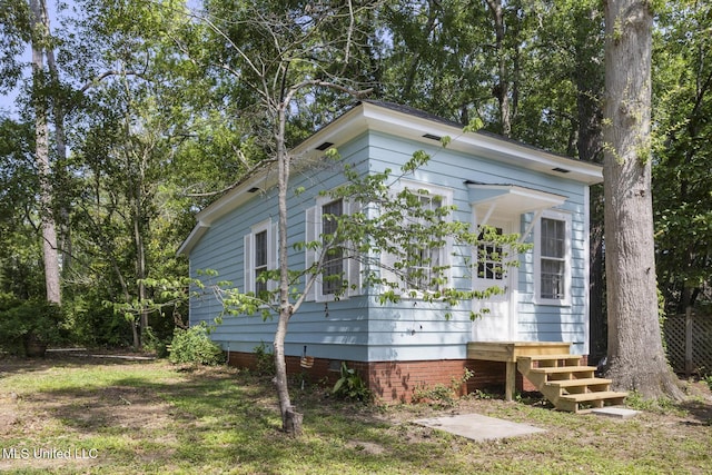 1616 Poplar Blvd, Jackson, MS 39202 - view of side of home with crawl space